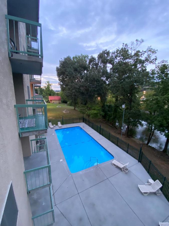 River Place Condos #409 1Bd, 2Bath Pigeon Forge Zewnętrze zdjęcie